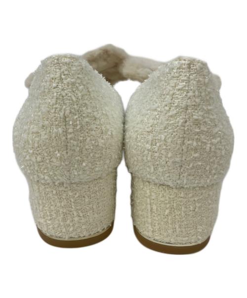 RANDA（ランダ）RANDA (ランダ) ファーリボンパンプス ホワイト サイズ:23.5の古着・服飾アイテム