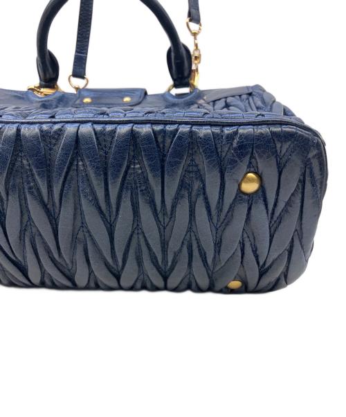 MIU MIU（ミュウミュウ）MIU MIU (ミュウミュウ) 2WAYバッグ ネイビーの古着・服飾アイテム