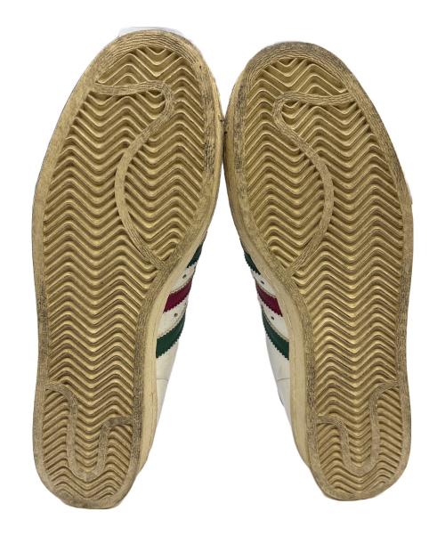 adidas（アディダス）adidas (アディダス) スニーカー ホワイト×グリーン サイズ:27.5cmの古着・服飾アイテム