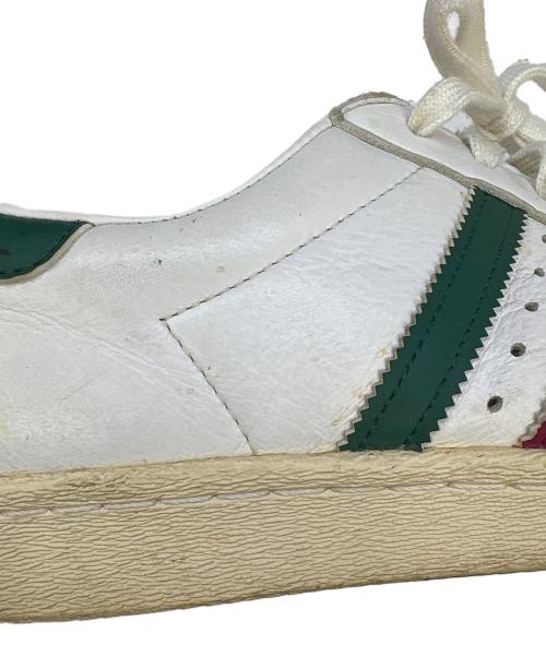 adidas（アディダス）adidas (アディダス) スニーカー ホワイト×グリーン サイズ:27.5cmの古着・服飾アイテム