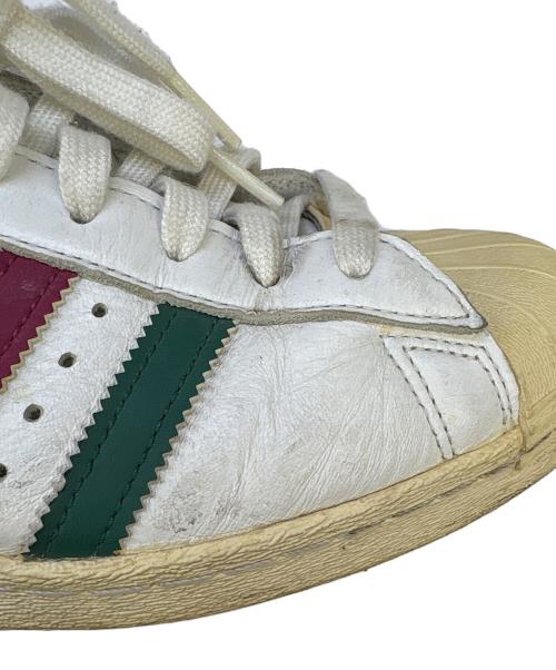 adidas（アディダス）adidas (アディダス) スニーカー ホワイト×グリーン サイズ:27.5cmの古着・服飾アイテム