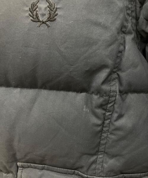 FRED PERRY（フレッドペリー）FRED PERRY (フレッドペリー) ダウンジャケット ブラック サイズ:M　　　　　　　　の古着・服飾アイテム