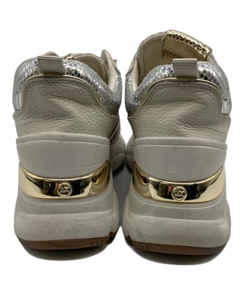 MICHAEL KORS（マイケル・コース）MICHAEL KORS (マイケル・コース) スニーカー ベージュ サイズ:7.5の古着・服飾アイテム