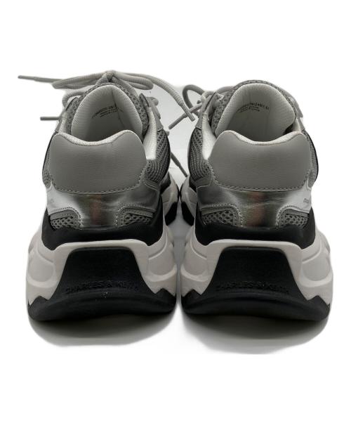 CHARLES & KEITH（チャールズアンドキース）CHARLES & KEITH (チャールズアンドキース) チャンキースニーカー グレー サイズ:38の古着・服飾アイテム