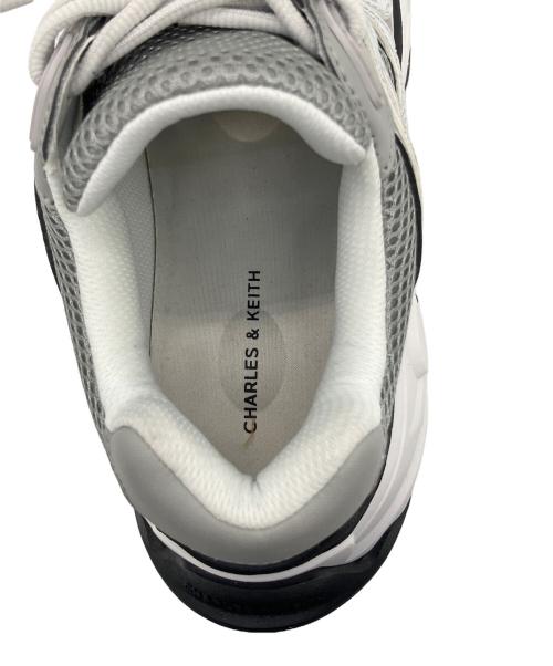 CHARLES & KEITH（チャールズアンドキース）CHARLES & KEITH (チャールズアンドキース) チャンキースニーカー グレー サイズ:38の古着・服飾アイテム