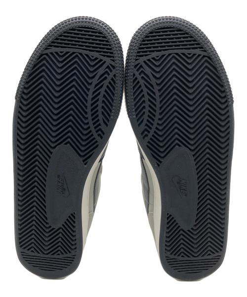 NIKE（ナイキ）NIKE (ナイキ) スニーカー グレー×ネイビー サイズ:27の古着・服飾アイテム