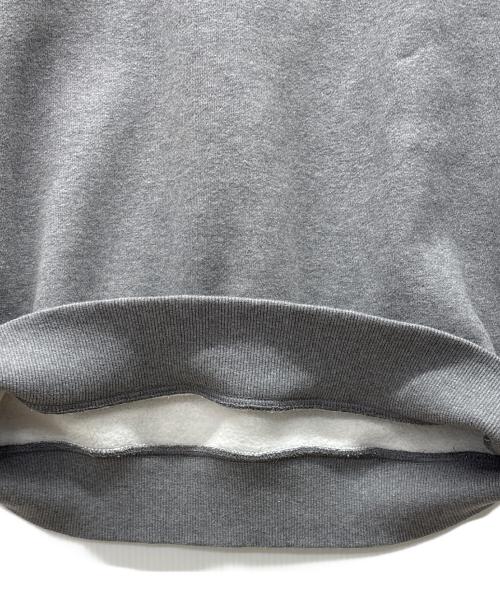 Carhartt WIP（カーハート ワーク イン プログレス）CARHARTT WIP (カーハート ワーク イン プログレス) クルーネックスウェット グレー サイズ:Ｓの古着・服飾アイテム