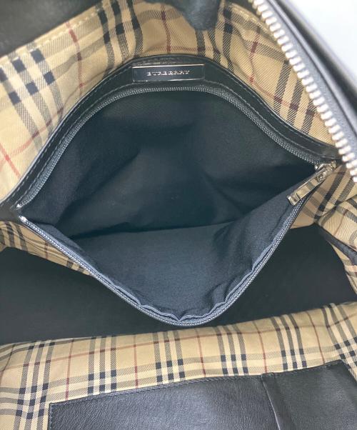 BURBERRY（バーバリー）BURBERRY (バーバリー) レザーショルダーバッグ ブラックの古着・服飾アイテム