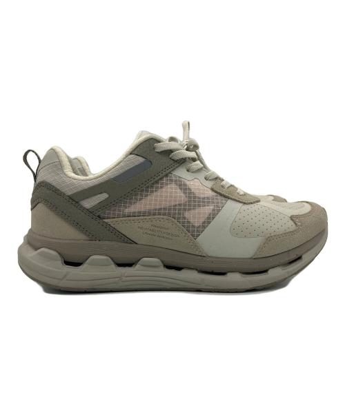 MOISTHROUGH360（モイスルー360）MOISTHROUGH360 (モイスルー360) スニーカー ベージュ サイズ:24.5の古着・服飾アイテム