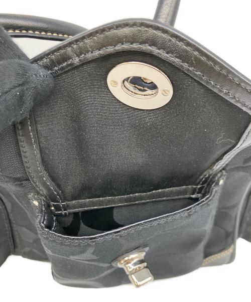 COACH（コーチ）COACH (コーチ) シグネチャーハンドバッグ ブラックの古着・服飾アイテム
