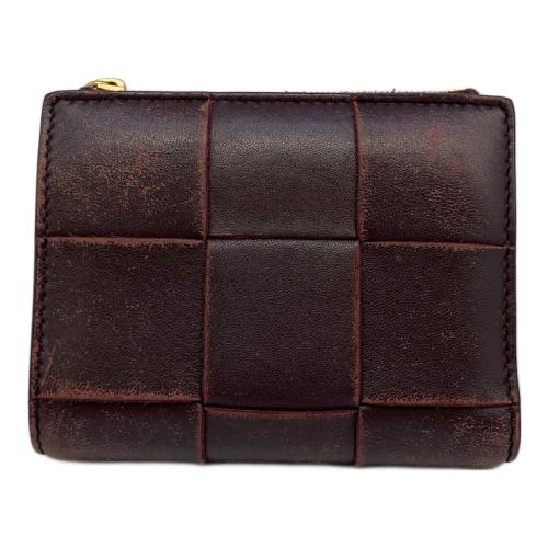 BOTTEGA VENETA（ボッテガベネタ）BOTTEGA VENETA (ボッテガベネタ) 2つ折り財布 ブラウンの古着・服飾アイテム
