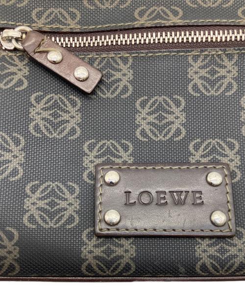 LOEWE（ロエベ）LOEWE (ロエベ) ポーチ ブラウンの古着・服飾アイテム