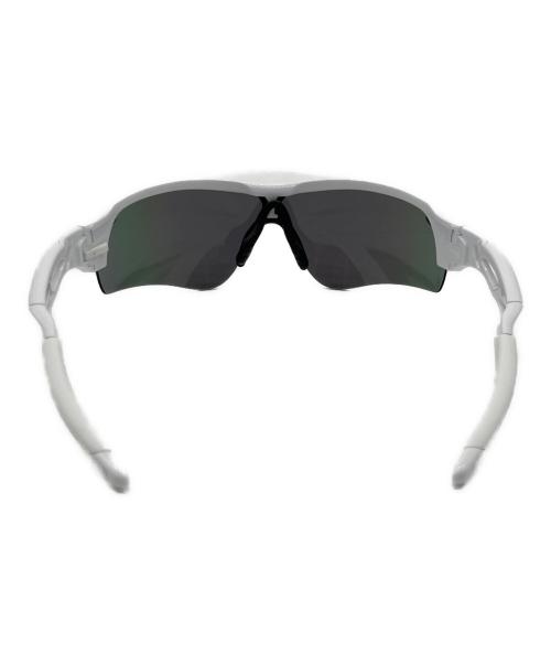 OAKLEY（オークリー）OAKLEY (オークリー) サングラス ホワイトの古着・服飾アイテム