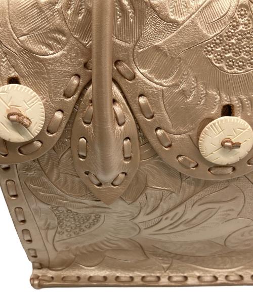 Carving Tribes（カービングトライブス）Carving Tribes (カービングトライブス) ハンドバッグ ベージュの古着・服飾アイテム