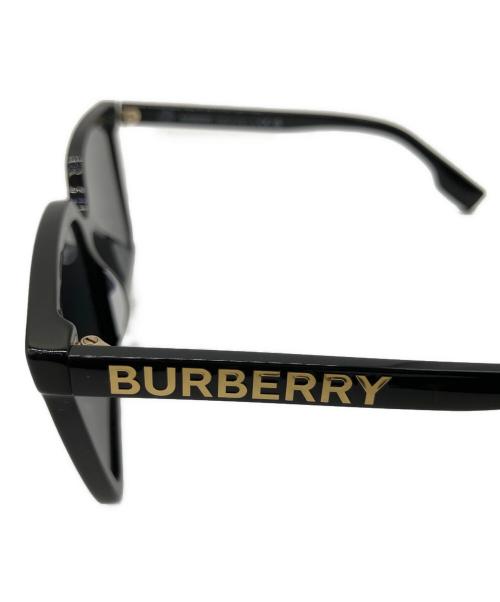BURBERRY（バーバリー）BURBERRY (バーバリー) サングラス ブラックの古着・服飾アイテム
