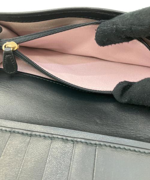 RED VALENTINO（レッドヴァレンティノ）RED VALENTINO (レッドヴァレンティノ) 長財布 ブラックの古着・服飾アイテム