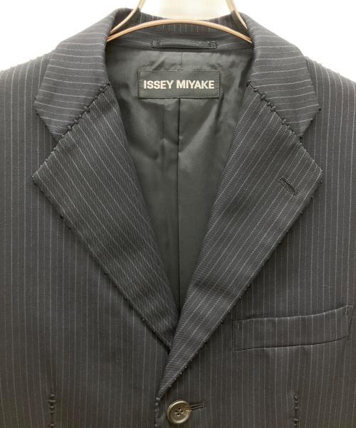 ISSEY MIYAKE（イッセイミヤケ）ISSEY MIYAKE (イッセイミヤケ) セットアップスーツ ブラック サイズ:3の古着・服飾アイテム