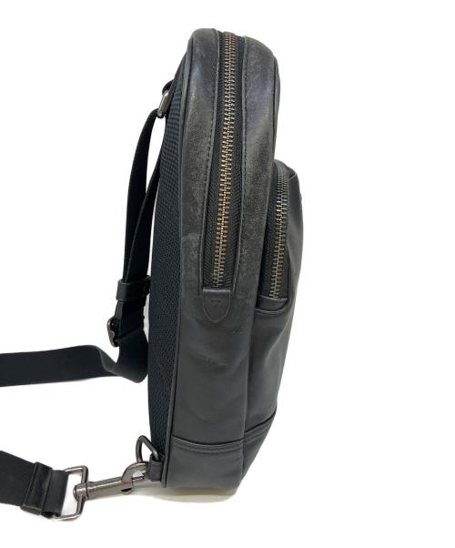COACH（コーチ）COACH (コーチ) ボディバッグ ブラックの古着・服飾アイテム