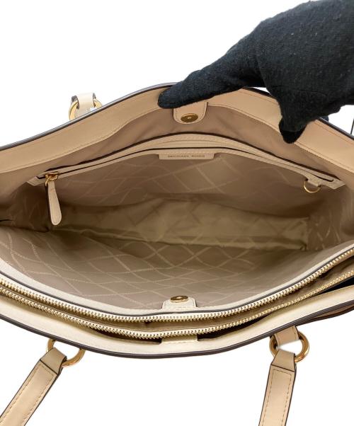 MICHAEL KORS（マイケルコース）MICHAEL KORS (マイケルコース) トートバッグ ベージュの古着・服飾アイテム