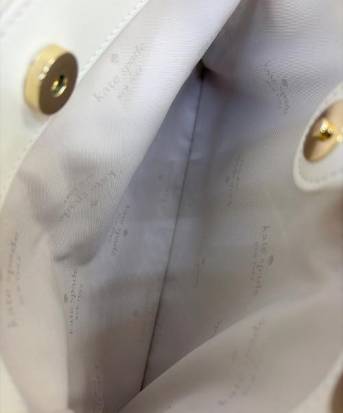 Kate Spade（ケイトスペード）Kate Spade (ケイトスペード) 2WAYバッグ アイボリーの古着・服飾アイテム