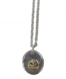 THE ONE OCEAN JEWELRY（オーシャンジュエリー）の古着「ゴールドモチーフ タタキメタルペンダント」