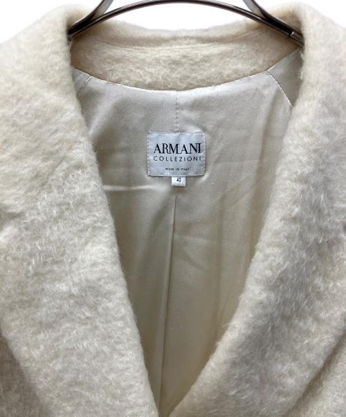 ARMANI COLLEZIONI（アルマーニ コレツィオーニ）ARMANI COLLEZIONI (アルマーニ コレツィオーニ) コート ホワイト サイズ:size 40の古着・服飾アイテム