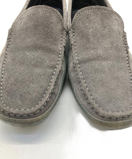 TOD'S（トッズ）TOD'S (トッズ) ローファー グレー サイズ:6の古着・服飾アイテム