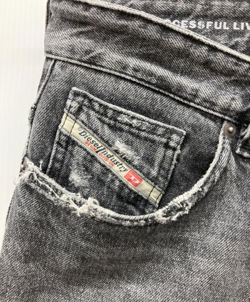 DIESEL Industry（ディーゼル）DIESEL Industry (ディーゼル) デニムパンツ グレー サイズ:W27の古着・服飾アイテム