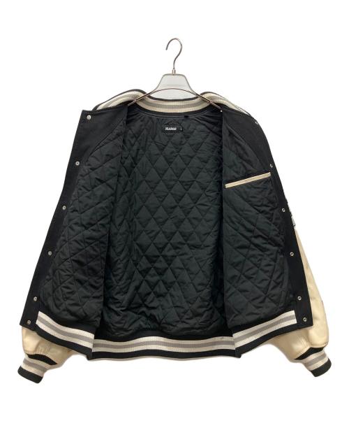 X-LARGE（エクストララージ）X-LARGE (エクストララージ) スタジャン ブラック×アイボリー サイズ:XLの古着・服飾アイテム