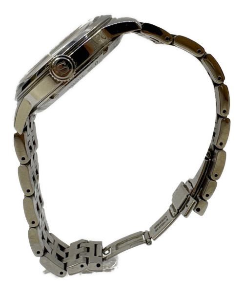 SEIKO（セイコー）SEIKO (セイコー) 腕時計 ホワイトの古着・服飾アイテム