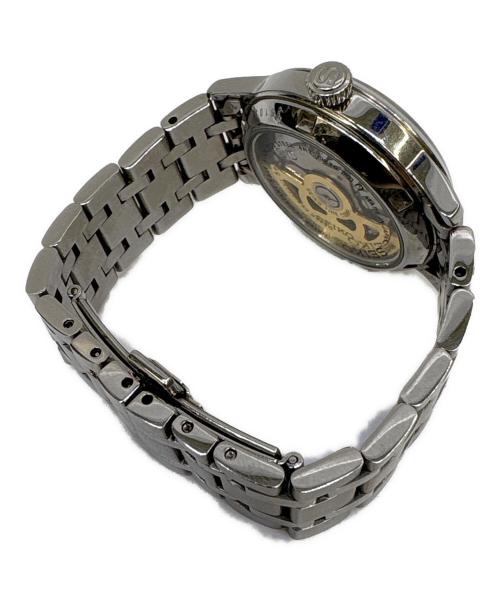 SEIKO（セイコー）SEIKO (セイコー) 腕時計 ホワイトの古着・服飾アイテム