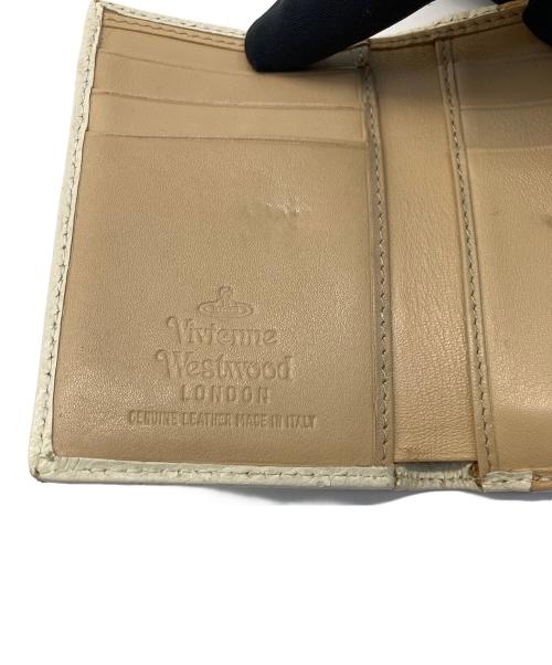 Vivienne Westwood（ヴィヴィアンウエストウッド）Vivienne Westwood (ヴィヴィアンウエストウッド) 3つ折り財布 ホワイト×ベージュの古着・服飾アイテム