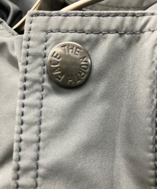 THE NORTH FACE（ザ ノース フェイス）THE NORTH FACE (ザ ノース フェイス) マウンテンパーカー グレー×ブラック サイズ:Lの古着・服飾アイテム
