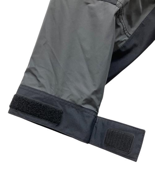 THE NORTH FACE（ザ ノース フェイス）THE NORTH FACE (ザ ノース フェイス) マウンテンパーカー グレー×ブラック サイズ:Lの古着・服飾アイテム