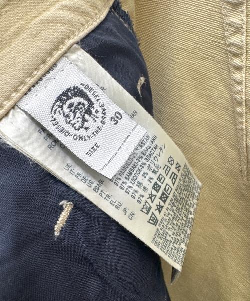 DIESEL（ディーゼル）DIESEL (ディーゼル) デニムパンツ ベージュ サイズ:76(W30)の古着・服飾アイテム