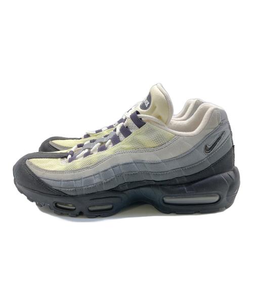 NIKE（ナイキ）NIKE (ナイキ) スニーカー ホワイト×グレー サイズ:27の古着・服飾アイテム
