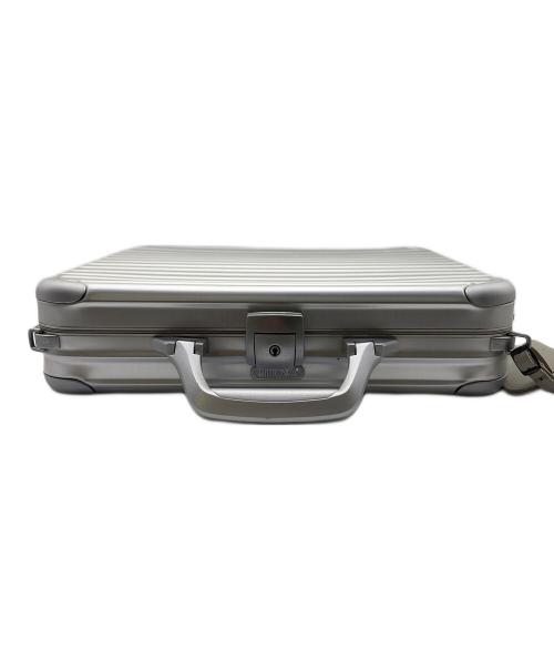 RIMOWA（リモワ）RIMOWA (リモワ) アタッシュケース シルバーの古着・服飾アイテム