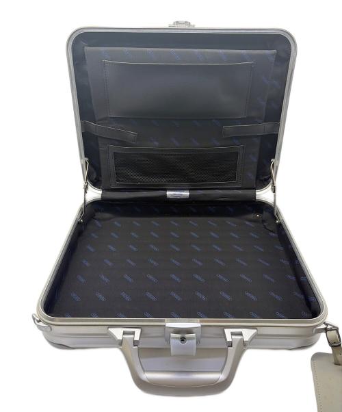 RIMOWA（リモワ）RIMOWA (リモワ) アタッシュケース シルバーの古着・服飾アイテム