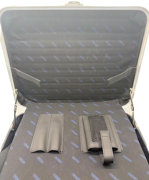 RIMOWA（リモワ）RIMOWA (リモワ) アタッシュケース シルバーの古着・服飾アイテム