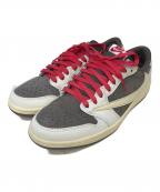 NIKE×Travis Scottナイキ×トラヴィススコット）の古着「スニーカー」｜ホワイト×ベージュ×グレー