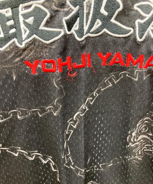 WILD SIDE YOHJI YAMAMOTO（ワイルドサイド ヨウジ ヤマモト）WILD SIDE YOHJI YAMAMOTO (ワイルドサイド ヨウジ ヤマモト) BlackEyePatch (ブラックアイパッチ) ゲームシャツ ブラック×レッド サイズ:ＸＬの古着・服飾アイテム