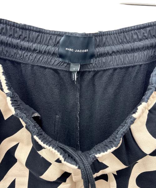 MARC JACOBS（マークジェイコブス）MARC JACOBS (マークジェイコブス) モノグラムオーバーサイズスウェットパンツ ベージュ×ブラック サイズ:Lの古着・服飾アイテム