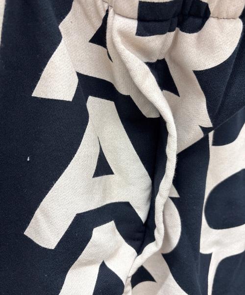 MARC JACOBS（マークジェイコブス）MARC JACOBS (マークジェイコブス) モノグラムオーバーサイズスウェットパンツ ベージュ×ブラック サイズ:Lの古着・服飾アイテム