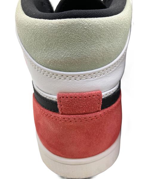 NIKE（ナイキ）NIKE (ナイキ) ミッドカットスニーカー ホワイト×ブラック×グリーン×レッド サイズ:28.5cmの古着・服飾アイテム