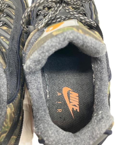 NIKE（ナイキ）NIKE (ナイキ) スニーカー カーキ×ブラック サイズ:28.5の古着・服飾アイテム