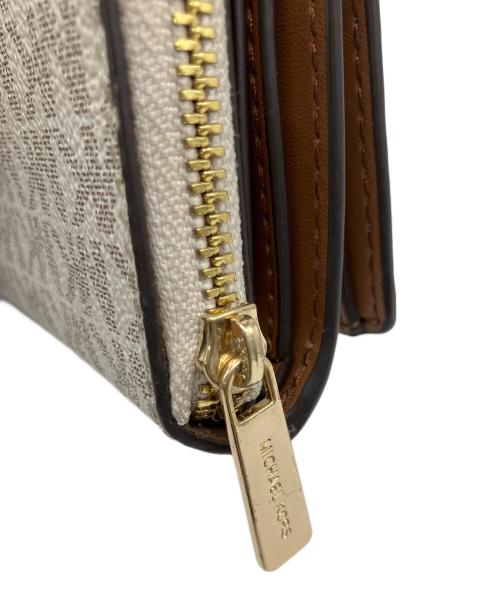 MICHAEL KORS（マイケルコース）MICHAEL KORS (マイケルコース) 3つ折り財布 ホワイトの古着・服飾アイテム