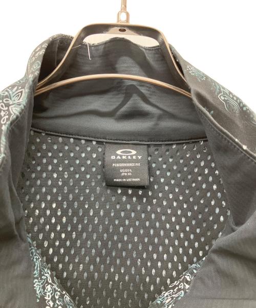 OAKLEY（オークリー）OAKLEY (オークリー) ナイロンジャケット ブラック サイズ:XLの古着・服飾アイテム