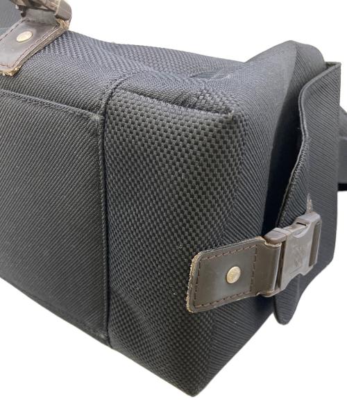 LOUIS VUITTON（ルイ ヴィトン）LOUIS VUITTON (ルイ ヴィトン) ショルダーバッグ ブラックの古着・服飾アイテム