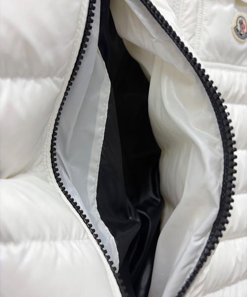 MONCLER（モンクレール）MONCLER (モンクレール) ダウンベスト ホワイト サイズ:１の古着・服飾アイテム