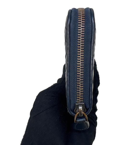 BOTTEGA VENETA（ボッテガベネタ）BOTTEGA VENETA (ボッテガベネタ) 長財布 ネイビーの古着・服飾アイテム